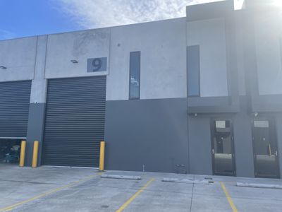 9 / 46-48 Aylesbury Drive, Altona