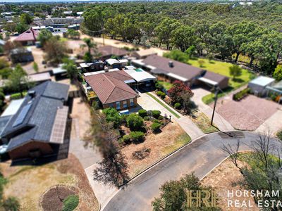 15 Willow Court, Donald