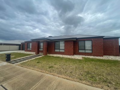 22  Tournament Drive , Mooroopna