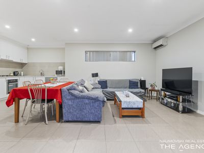 4 / 150 Ravenswood Drive, Nollamara