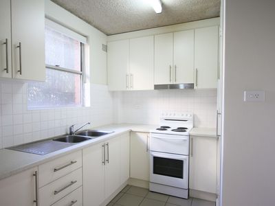 15 / 54 Meadow Crescent, Meadowbank