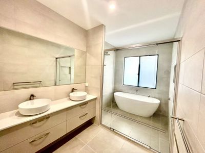 47 Seaside Parade, Palm Cove