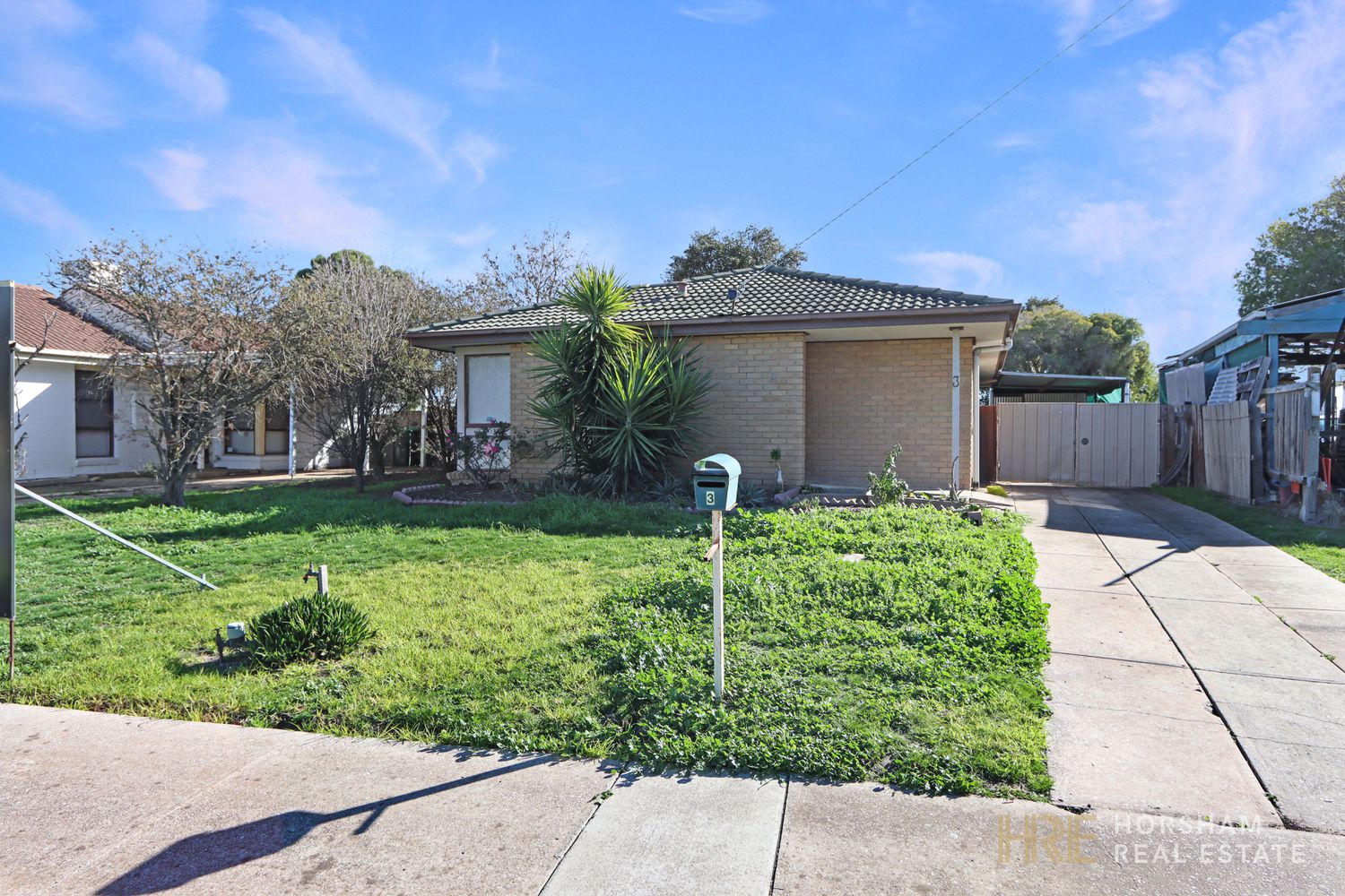 3 Creek Crescent, Horsham