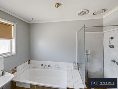 19 Howard Crescent, Wangaratta
