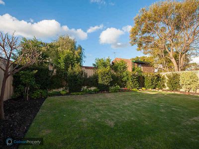 2 / 5 Gullima Court, Huntingdale