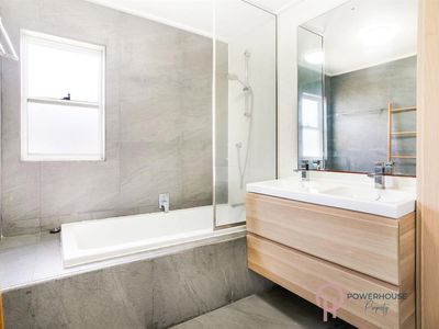 10 Elizabeth Street, Flying Fish Point