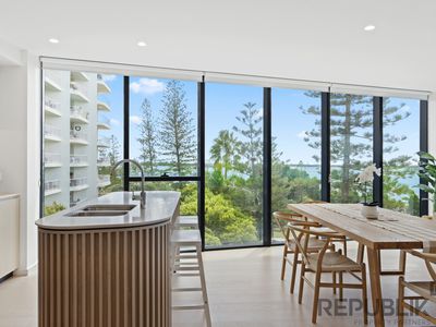 502 / 180 Marine Parade, Labrador