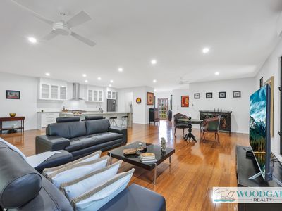 9 Ocean View Dr, Woodgate
