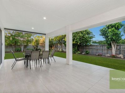 15 Aquarius Court, Idalia