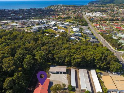 1 / 4 Commerce Court, Forster