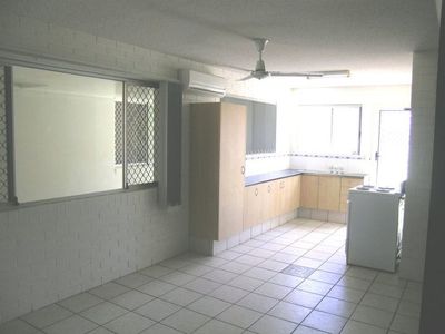 2 / 32 Parker Street, Maroochydore