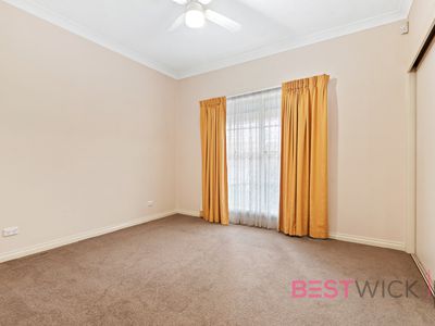 11 / 84 Lambert Street, Bathurst