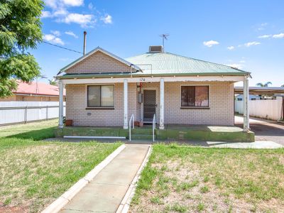 174 Hare Street, Lamington