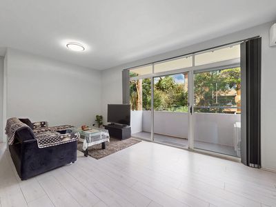 8 / 4-6 Park Avenue, Westmead