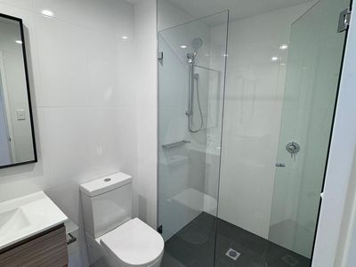 403 / 36 Kitchener Parade, Bankstown
