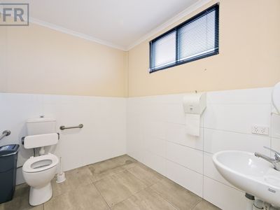 49 Howson Way, Bibra Lake