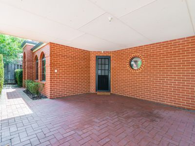 18 Easton Lane, Doubleview