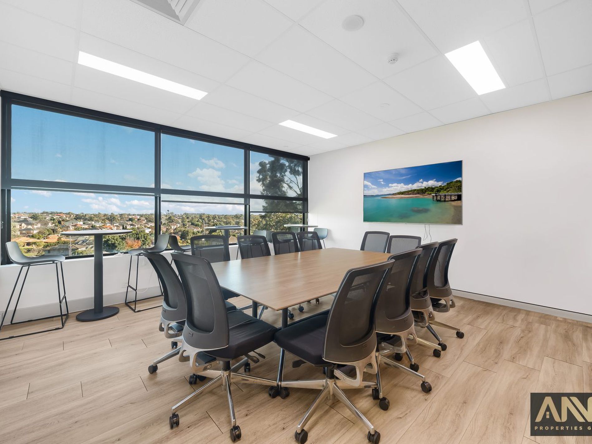 Tenanted Showroom and Office Investment Near Bella Vista Metro — image 16