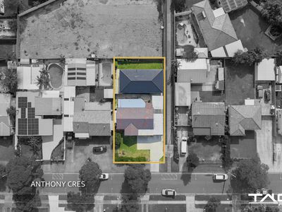 35 & 35a Anthony Crescent, Kingswood