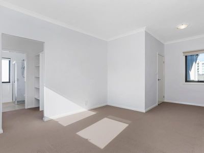 29 Grand Court, Fairy Meadow