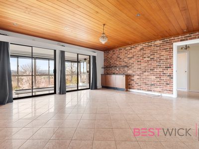 15 Beavis Place, Llanarth
