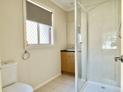 17 Fawkner Road, Manor Lakes