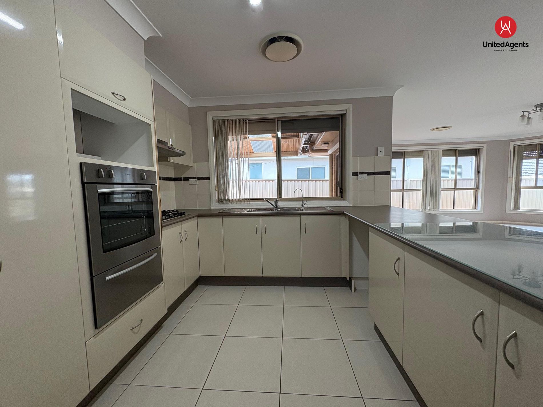 3 Laurieton Road, Carnes Hill