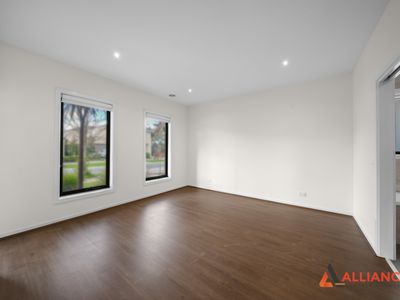 19 Honey Flower Way, Greenvale