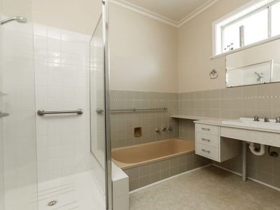 194 High St, Rutherglen