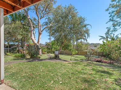 27 Well Street, Forster