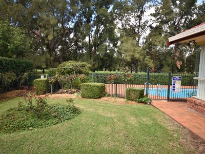 16 Hillcrest Place, Dubbo