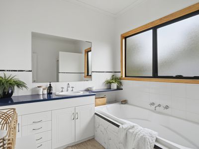 15 Grenadier Court, Trevallyn