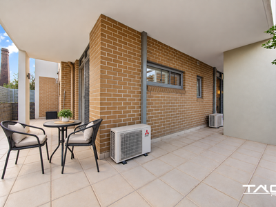 1 / 28 Brickworks Drive, Holroyd