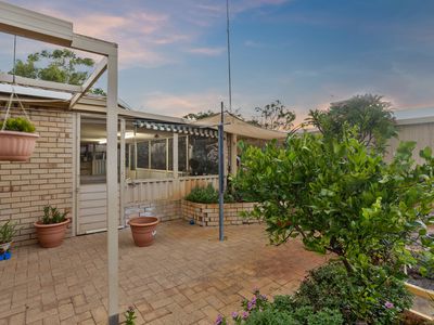 1 Stone Court, Kardinya