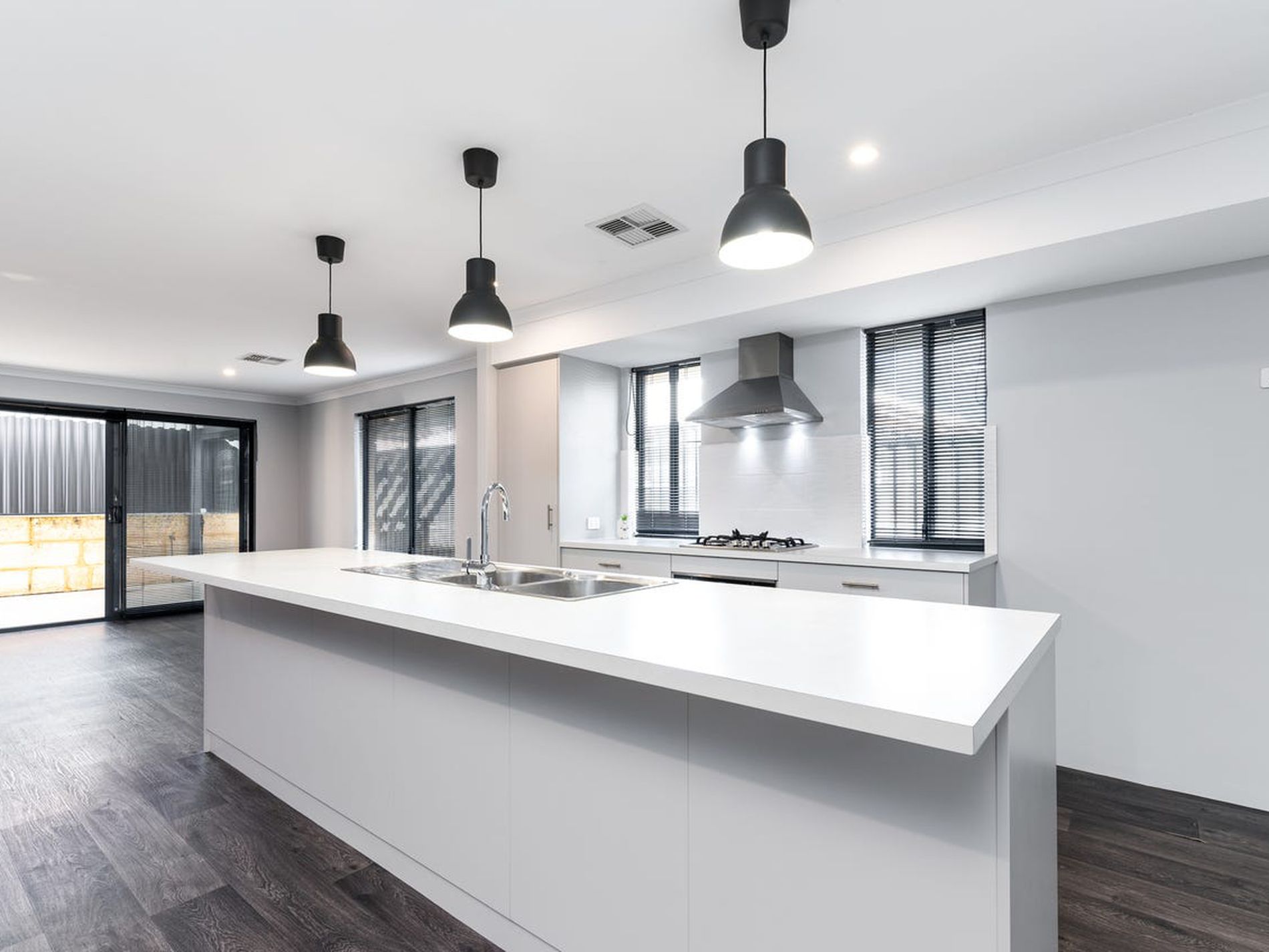 4 Fairmile Street, Bushmead