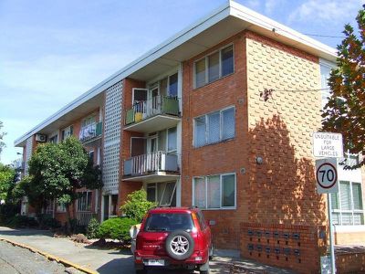 12 / 67 Ballarat Road, Footscray