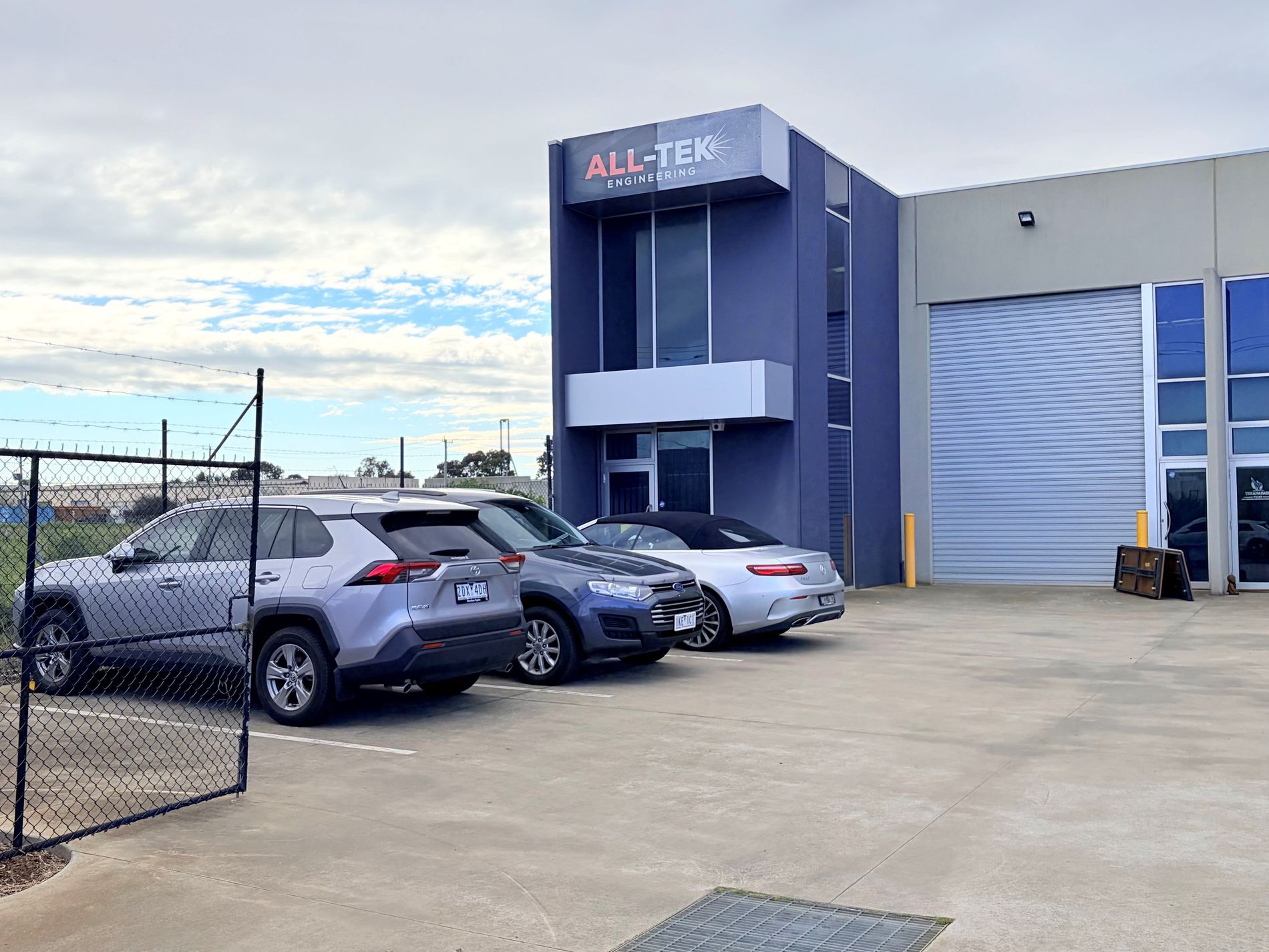 1 / 87 Riverside Avenue, Werribee