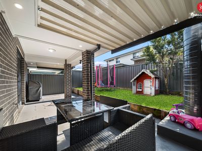 32A Hinton Loop, Oran Park
