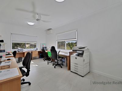 2 Clydesdale Avenue, Branyan