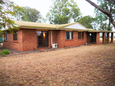 13 BOONENNE ELLESMERE Road, Kingaroy
