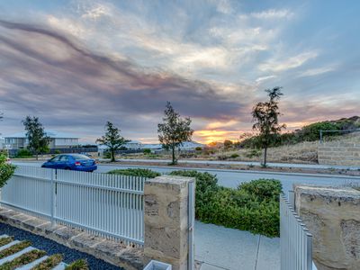 40 Seaside Avenue, Yanchep