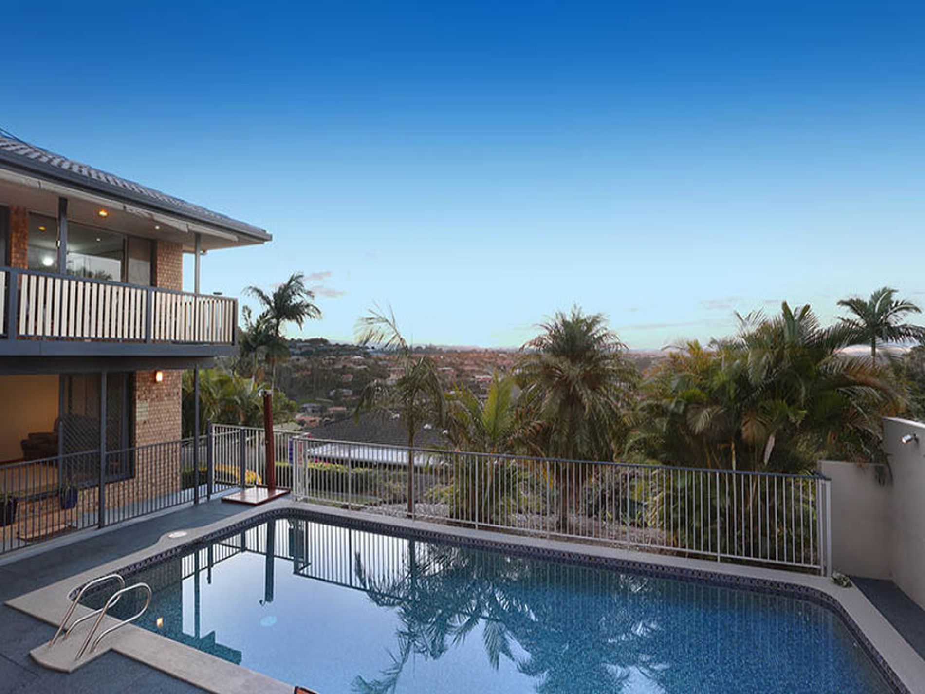 9 Pileena Street, Banora Point