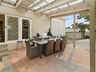 9 The Avenue, Seymour