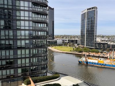 1107N / 889 Collins Street, Docklands