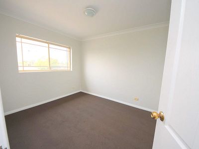 2 / 40 Fenwick Street, Bankstown