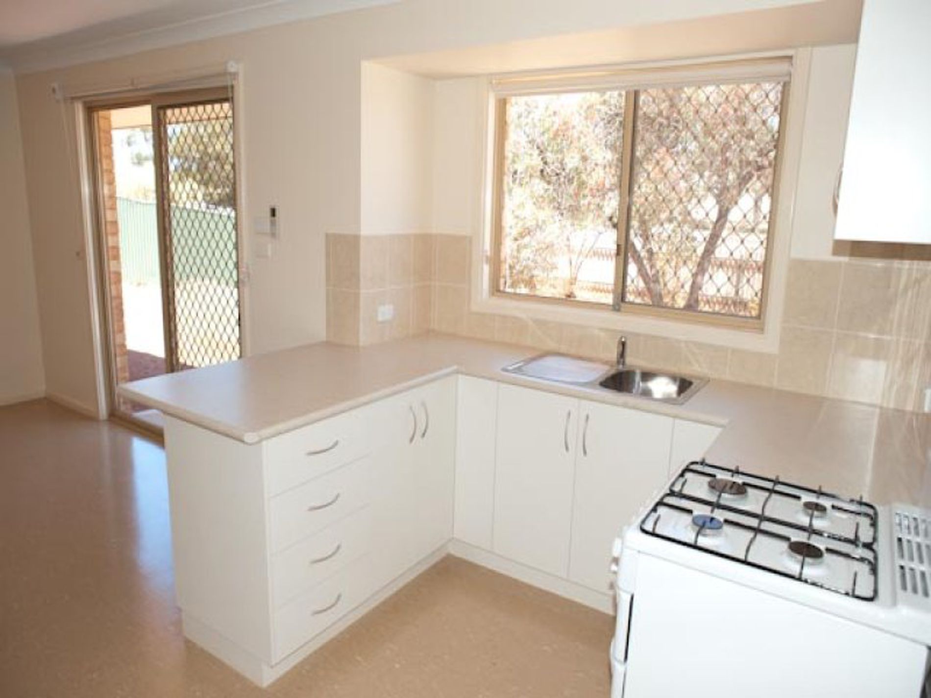 12 Watts Close, Boulder