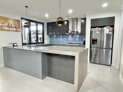38 Hirata Boulevard, Wyndham Vale