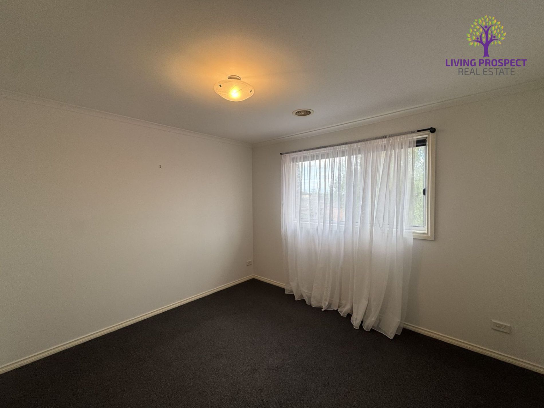 104 Foxwood Drive, Point Cook