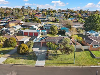11 Harrier Parade, Tamworth