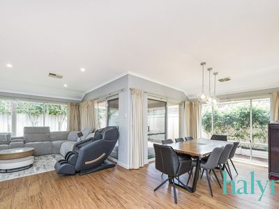 2 / 6 Bruning Road, Manning